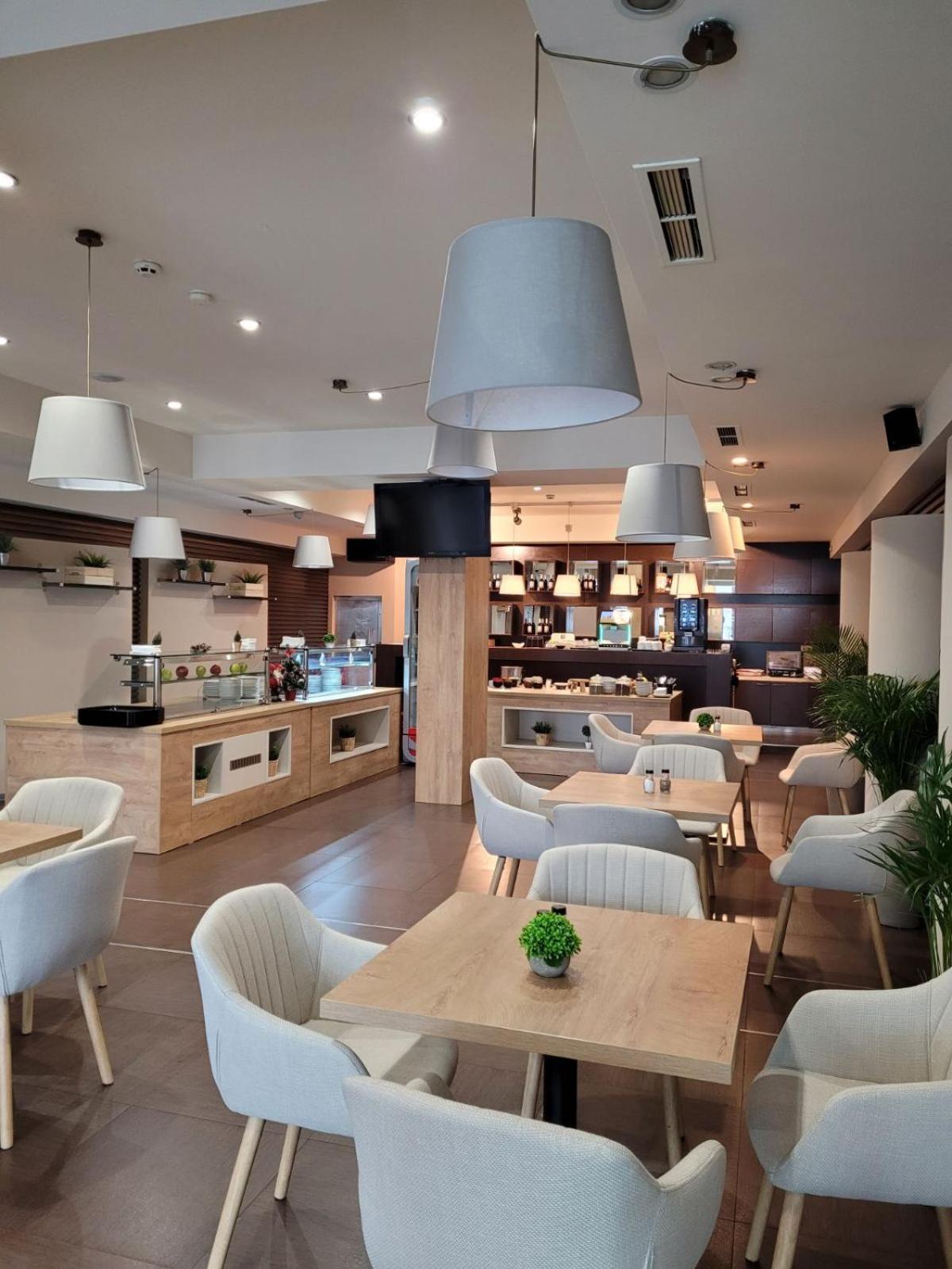Sofia Palace Hotel By Hmg ภายนอก รูปภาพ